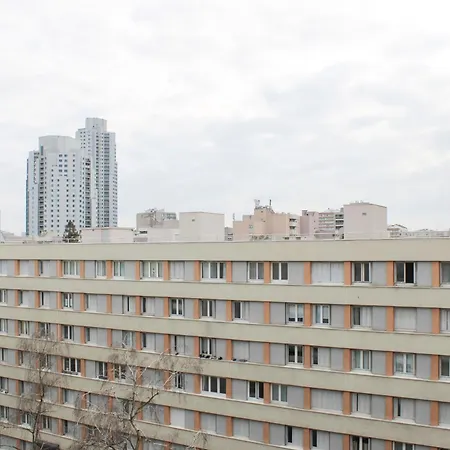 Spacious 3 With Balcony In * Paris